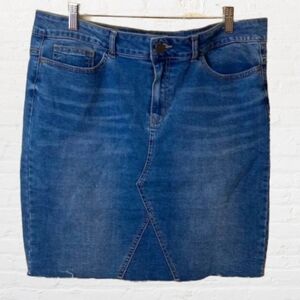 Junarose raw hem denim skirt
